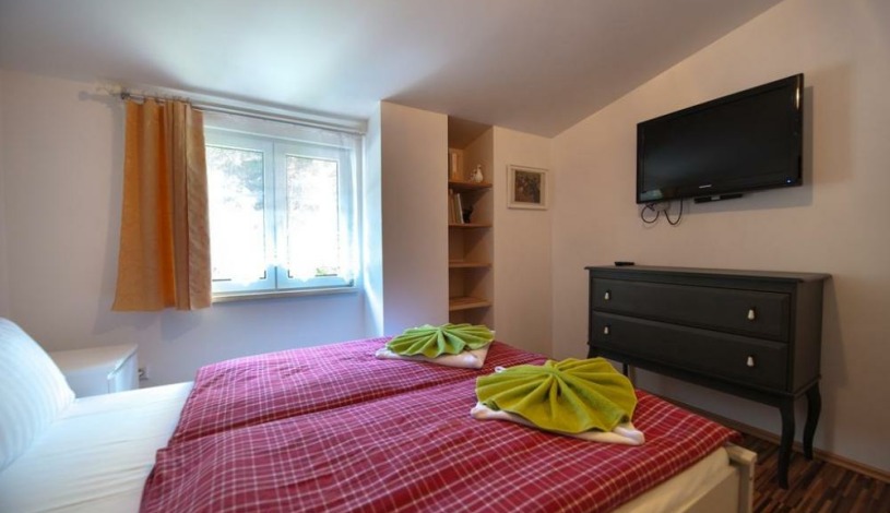 Pension Nabucco Špindlerův Mlýn - Comfort Double Room (manželská postel a rozkládací gauč)